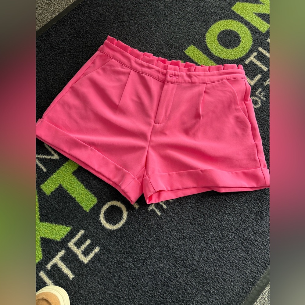 VENUS - Short Suit Set Hot Pink - Picture 3 of 4